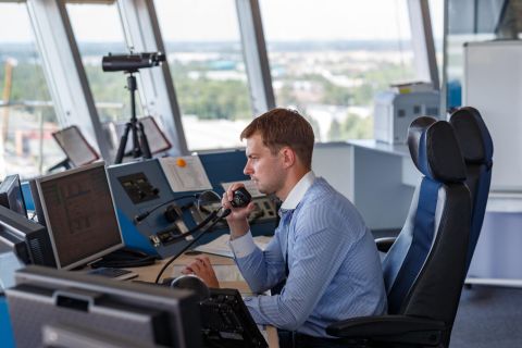 Кавказдық жігіт орыс қызын трахает (жеке порно)